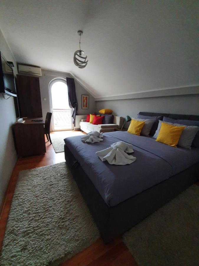 ורדניק Guest House Mines מראה חיצוני תמונה