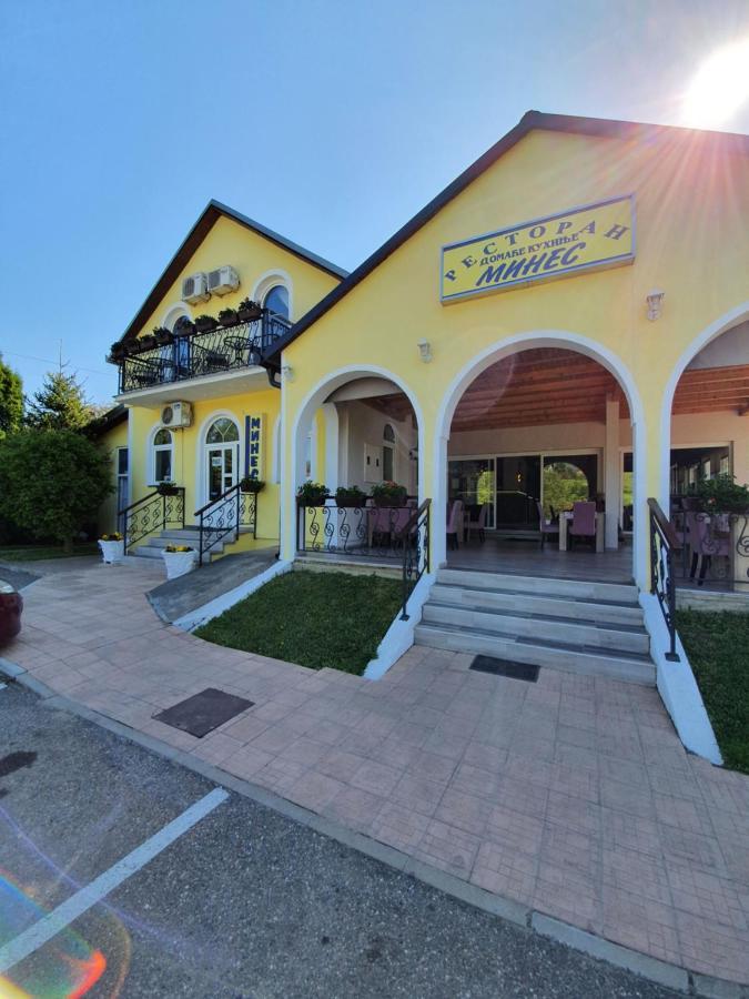 ורדניק Guest House Mines מראה חיצוני תמונה