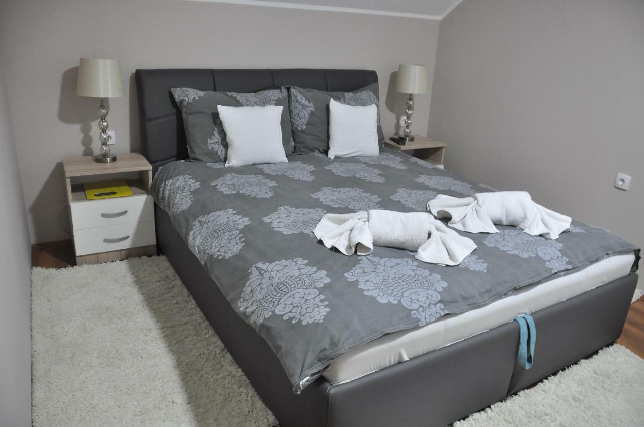 ורדניק Guest House Mines מראה חיצוני תמונה
